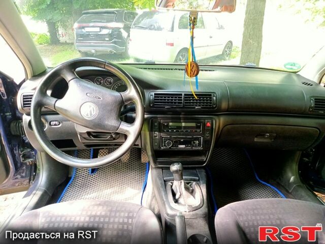 Синий Фольксваген Пассат, объемом двигателя 2 л и пробегом 0 тыс. км за 3000 $, фото 6 на Automoto.ua