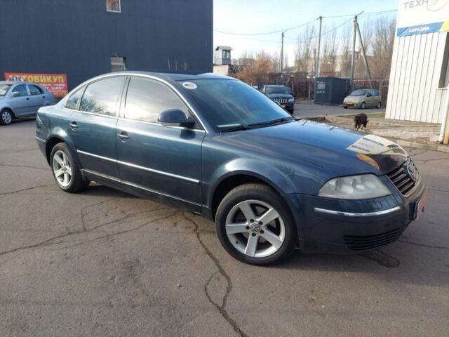 Синій Фольксваген Пассат, об'ємом двигуна 2 л та пробігом 240 тис. км за 4200 $, фото 5 на Automoto.ua