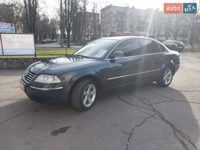 Синий Фольксваген Пассат, объемом двигателя 1.98 л и пробегом 240 тыс. км за 4200 $, фото 7 на Automoto.ua