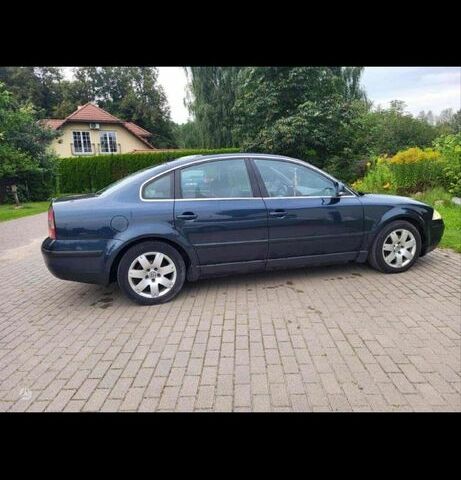 Синій Фольксваген Пассат, об'ємом двигуна 1.9 л та пробігом 242 тис. км за 2611 $, фото 3 на Automoto.ua