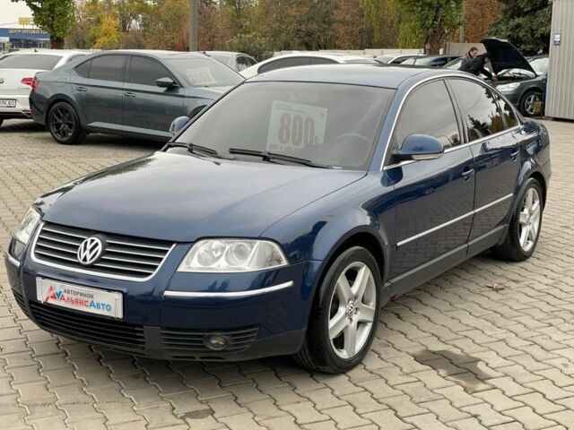 Синий Фольксваген Пассат, объемом двигателя 2.8 л и пробегом 244 тыс. км за 5400 $, фото 1 на Automoto.ua