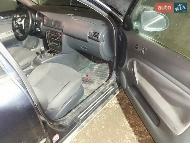 Синій Фольксваген Пассат, об'ємом двигуна 1.9 л та пробігом 322 тис. км за 1999 $, фото 1 на Automoto.ua