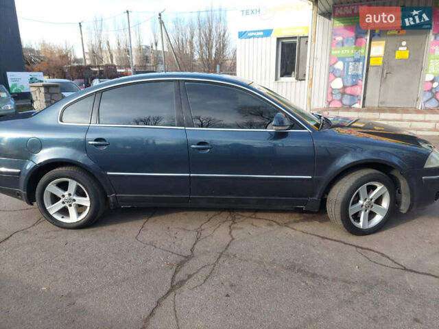 Синий Фольксваген Пассат, объемом двигателя 1.98 л и пробегом 240 тыс. км за 4200 $, фото 4 на Automoto.ua