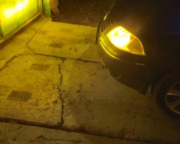 Синий Фольксваген Пассат, объемом двигателя 2.8 л и пробегом 200 тыс. км за 4900 $, фото 7 на Automoto.ua