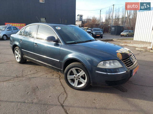 Синий Фольксваген Пассат, объемом двигателя 1.98 л и пробегом 240 тыс. км за 4200 $, фото 1 на Automoto.ua