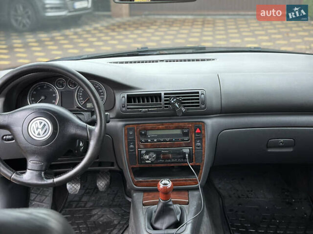 Синий Фольксваген Пассат, объемом двигателя 1.8 л и пробегом 387 тыс. км за 3600 $, фото 9 на Automoto.ua