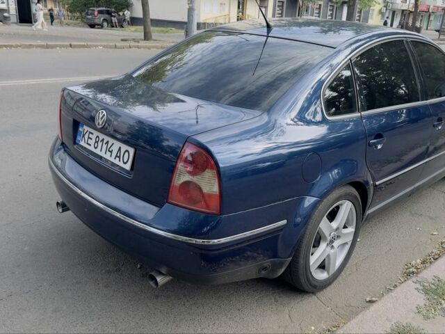 Синий Фольксваген Пассат, объемом двигателя 2.8 л и пробегом 243 тыс. км за 5500 $, фото 1 на Automoto.ua