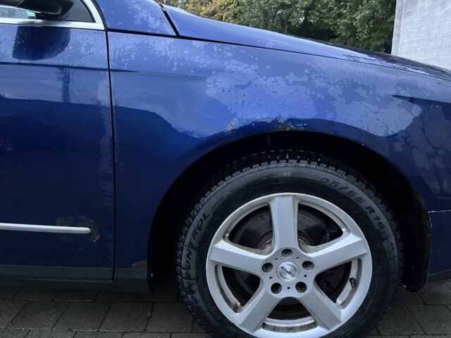 Синий Фольксваген Пассат, объемом двигателя 2 л и пробегом 434 тыс. км за 5800 $, фото 7 на Automoto.ua