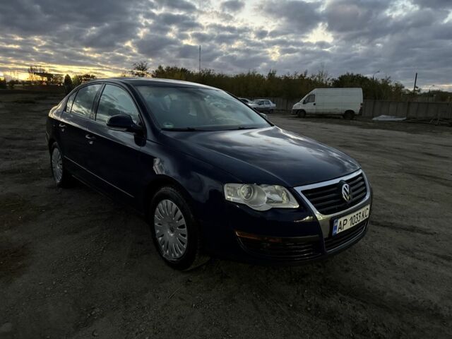 Синий Фольксваген Пассат, объемом двигателя 1.6 л и пробегом 155 тыс. км за 2950 $, фото 8 на Automoto.ua