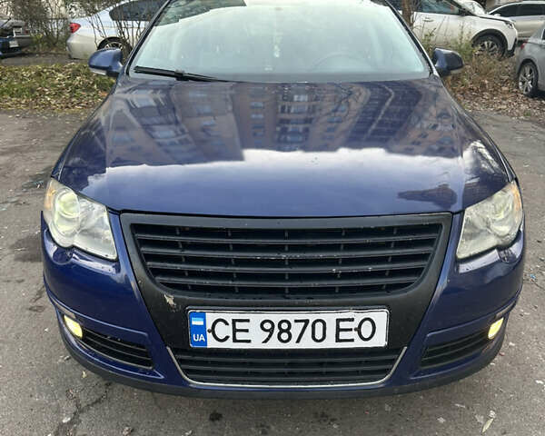 Синій Фольксваген Пассат, об'ємом двигуна 2 л та пробігом 230 тис. км за 5300 $, фото 1 на Automoto.ua