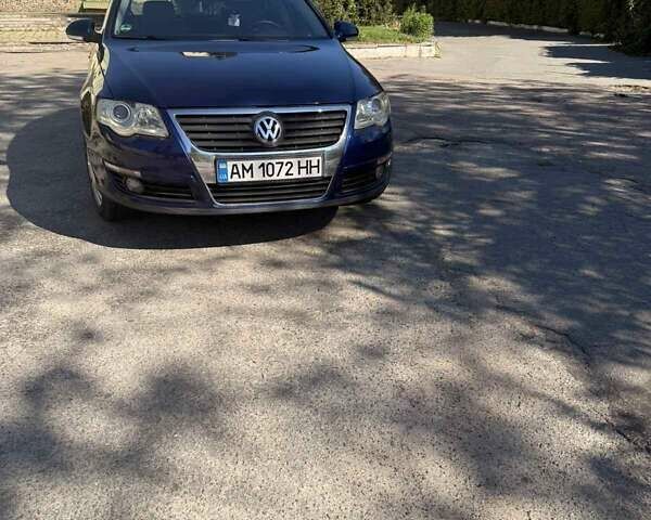Синий Фольксваген Пассат, объемом двигателя 1.6 л и пробегом 225 тыс. км за 6700 $, фото 2 на Automoto.ua