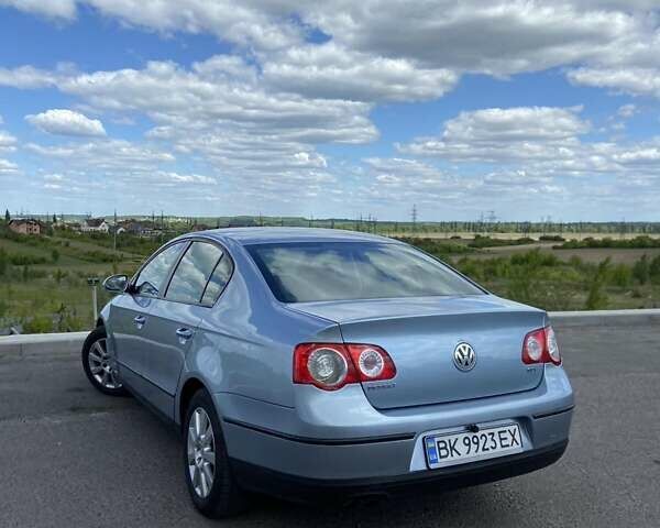 Синий Фольксваген Пассат, объемом двигателя 1.9 л и пробегом 226 тыс. км за 6300 $, фото 5 на Automoto.ua