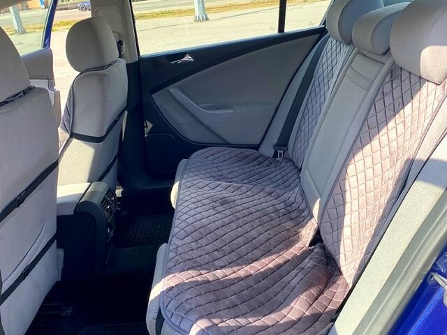 Синий Фольксваген Пассат, объемом двигателя 2 л и пробегом 177 тыс. км за 5600 $, фото 6 на Automoto.ua