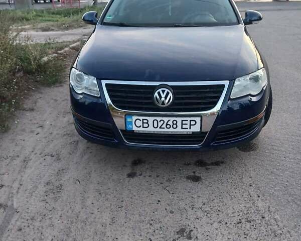 Синий Фольксваген Пассат, объемом двигателя 1.6 л и пробегом 195 тыс. км за 5500 $, фото 2 на Automoto.ua