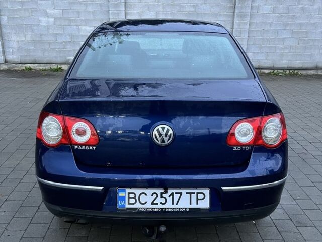 Синий Фольксваген Пассат, объемом двигателя 2 л и пробегом 434 тыс. км за 5800 $, фото 4 на Automoto.ua