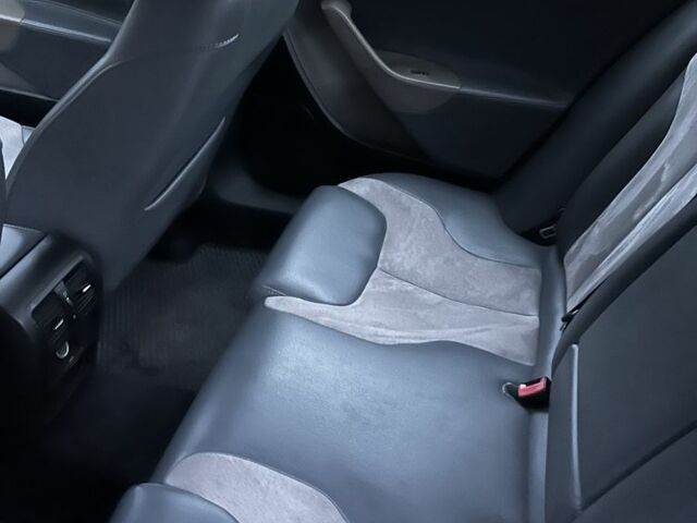 Синий Фольксваген Пассат, объемом двигателя 2 л и пробегом 434 тыс. км за 5800 $, фото 13 на Automoto.ua