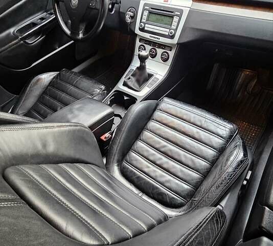 Синий Фольксваген Пассат, объемом двигателя 2 л и пробегом 260 тыс. км за 4750 $, фото 2 на Automoto.ua