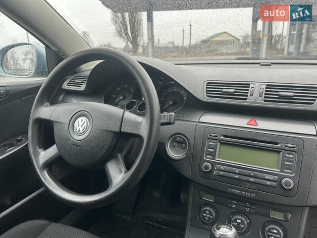 Синий Фольксваген Пассат, объемом двигателя 1.9 л и пробегом 350 тыс. км за 5300 $, фото 37 на Automoto.ua