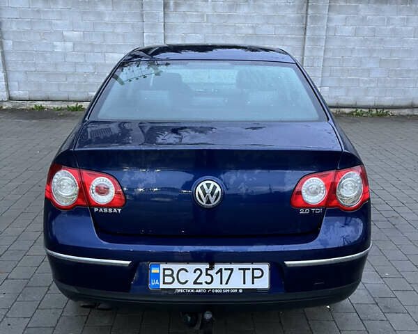 Синий Фольксваген Пассат, объемом двигателя 1.97 л и пробегом 434 тыс. км за 5800 $, фото 4 на Automoto.ua