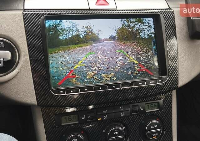 Синій Фольксваген Пассат, об'ємом двигуна 1.6 л та пробігом 265 тис. км за 5700 $, фото 29 на Automoto.ua