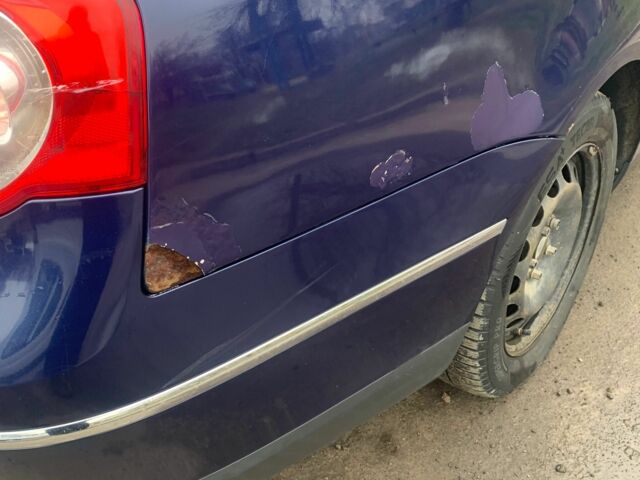 Синій Фольксваген Пассат, об'ємом двигуна 2 л та пробігом 380 тис. км за 5999 $, фото 2 на Automoto.ua