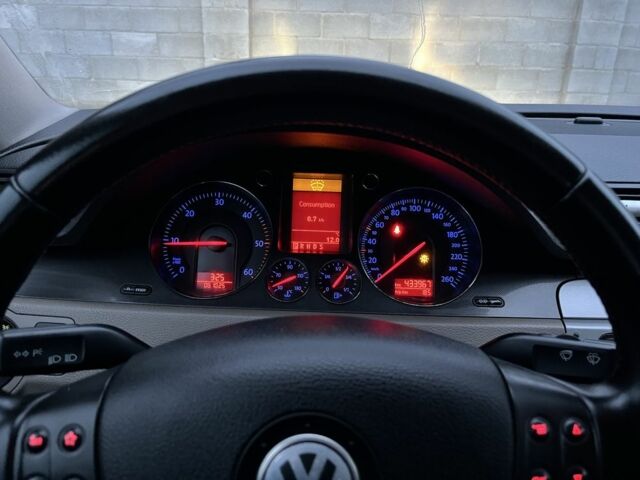 Синий Фольксваген Пассат, объемом двигателя 2 л и пробегом 434 тыс. км за 5800 $, фото 15 на Automoto.ua