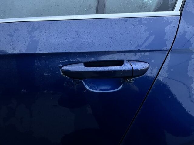 Синий Фольксваген Пассат, объемом двигателя 2 л и пробегом 434 тыс. км за 5800 $, фото 8 на Automoto.ua