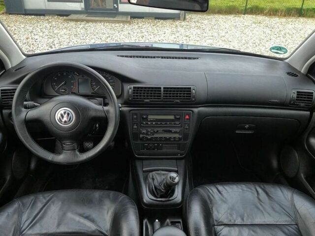 Синій Фольксваген Пассат, об'ємом двигуна 1.9 л та пробігом 240 тис. км за 1400 $, фото 10 на Automoto.ua