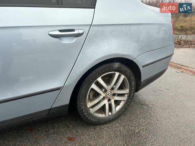 Синий Фольксваген Пассат, объемом двигателя 1.9 л и пробегом 350 тыс. км за 5300 $, фото 10 на Automoto.ua