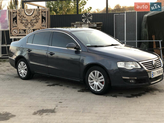 Синий Фольксваген Пассат, объемом двигателя 2 л и пробегом 280 тыс. км за 4100 $, фото 6 на Automoto.ua