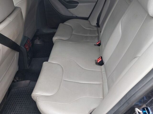 Синий Фольксваген Пассат, объемом двигателя 2 л и пробегом 214 тыс. км за 4500 $, фото 6 на Automoto.ua