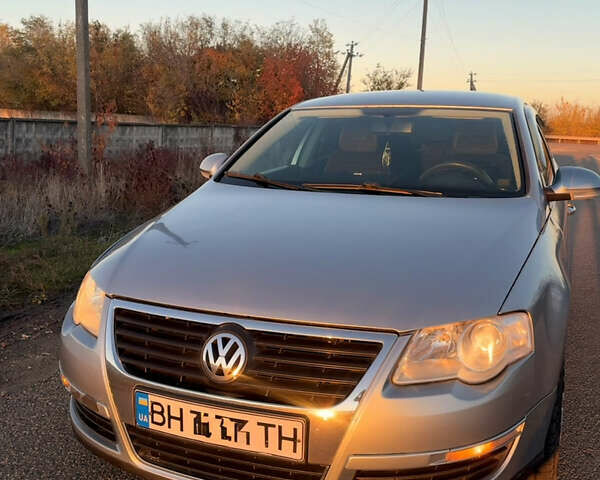 Синій Фольксваген Пассат, об'ємом двигуна 2 л та пробігом 360 тис. км за 5300 $, фото 7 на Automoto.ua