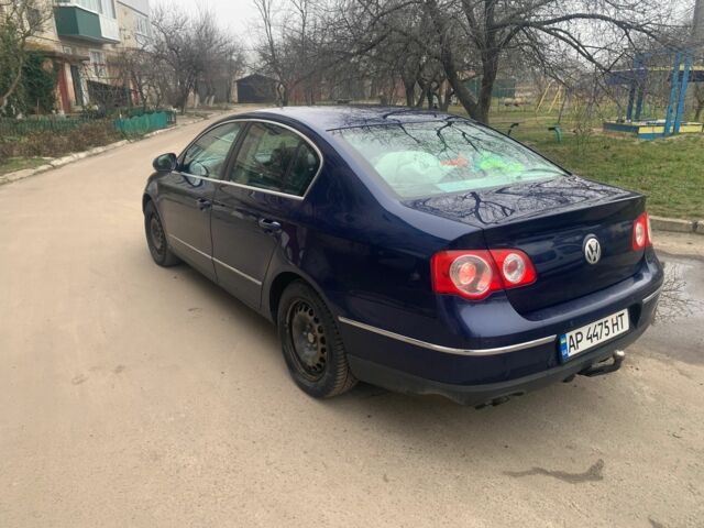 Синій Фольксваген Пассат, об'ємом двигуна 2 л та пробігом 380 тис. км за 5999 $, фото 1 на Automoto.ua
