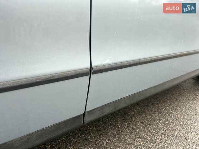 Синий Фольксваген Пассат, объемом двигателя 1.9 л и пробегом 350 тыс. км за 5300 $, фото 15 на Automoto.ua