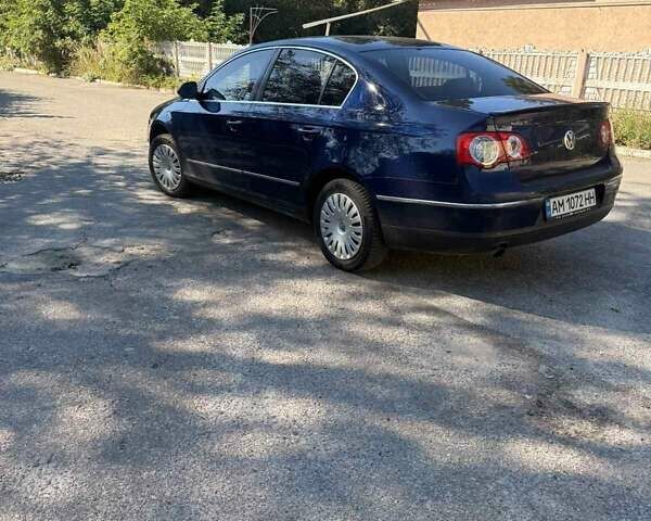 Синий Фольксваген Пассат, объемом двигателя 1.6 л и пробегом 225 тыс. км за 6700 $, фото 4 на Automoto.ua