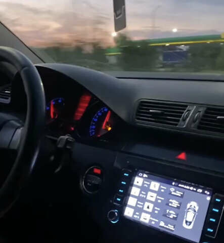 Синий Фольксваген Пассат, объемом двигателя 1.6 л и пробегом 250 тыс. км за 5400 $, фото 1 на Automoto.ua