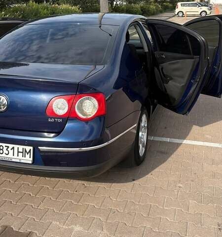 Синий Фольксваген Пассат, объемом двигателя 1.97 л и пробегом 261 тыс. км за 7500 $, фото 2 на Automoto.ua