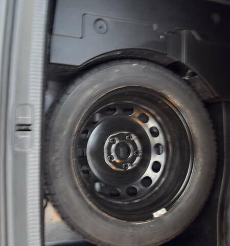 Синий Фольксваген Пассат, объемом двигателя 1.6 л и пробегом 283 тыс. км за 6900 $, фото 35 на Automoto.ua