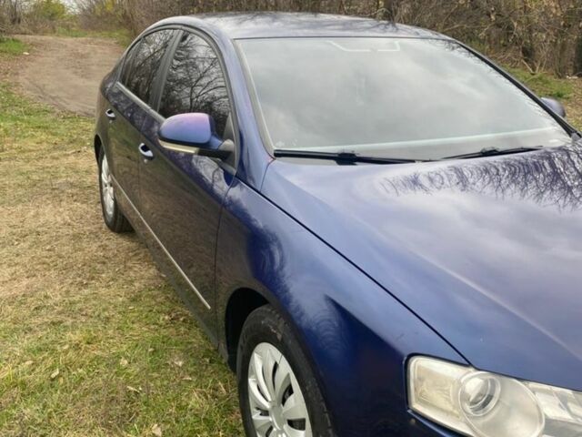 Синій Фольксваген Пассат, об'ємом двигуна 2 л та пробігом 300 тис. км за 4500 $, фото 6 на Automoto.ua