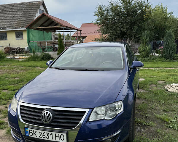 Синій Фольксваген Пассат, об'ємом двигуна 1.97 л та пробігом 340 тис. км за 5650 $, фото 8 на Automoto.ua