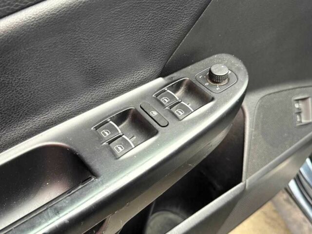 Синий Фольксваген Пассат, объемом двигателя 2 л и пробегом 325 тыс. км за 6990 $, фото 18 на Automoto.ua