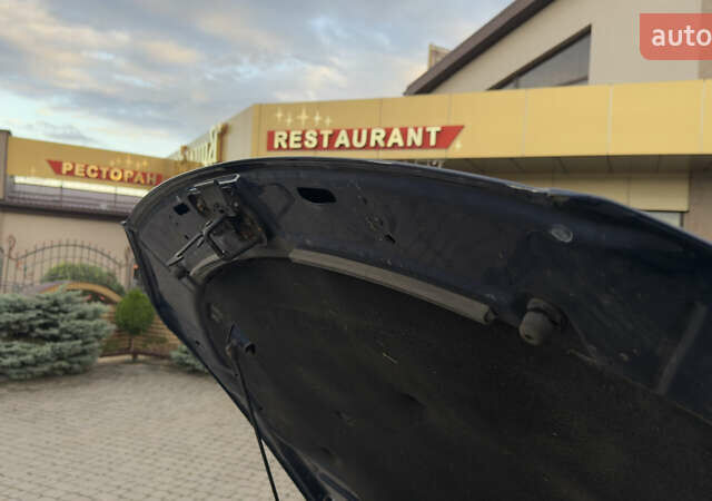 Синий Фольксваген Пассат, объемом двигателя 1.6 л и пробегом 283 тыс. км за 6900 $, фото 47 на Automoto.ua