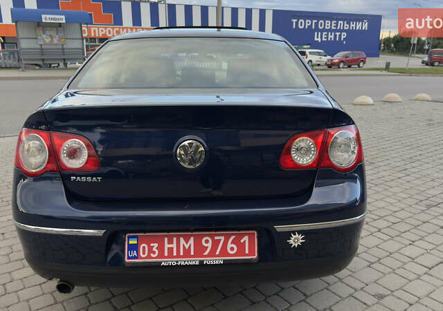 Синий Фольксваген Пассат, объемом двигателя 1.6 л и пробегом 283 тыс. км за 6900 $, фото 10 на Automoto.ua