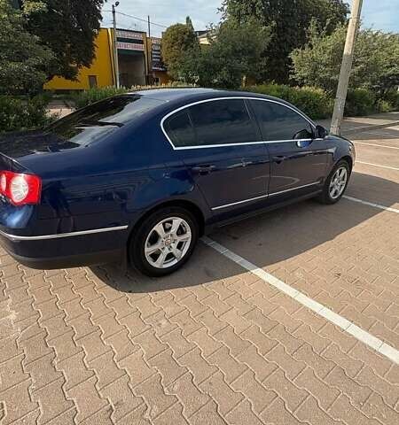 Синий Фольксваген Пассат, объемом двигателя 1.97 л и пробегом 261 тыс. км за 7500 $, фото 12 на Automoto.ua