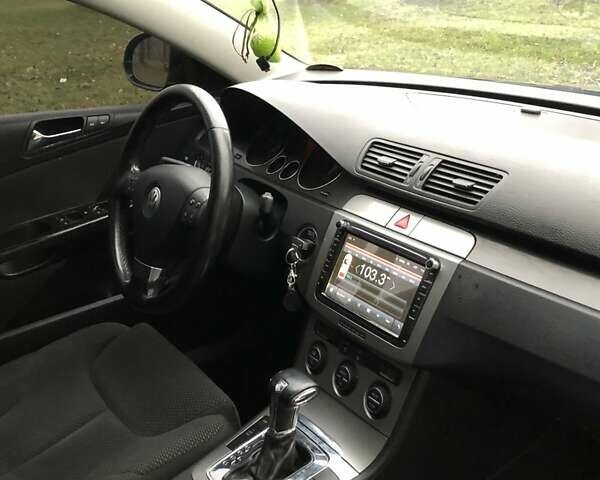 Синий Фольксваген Пассат, объемом двигателя 2 л и пробегом 347 тыс. км за 5800 $, фото 13 на Automoto.ua