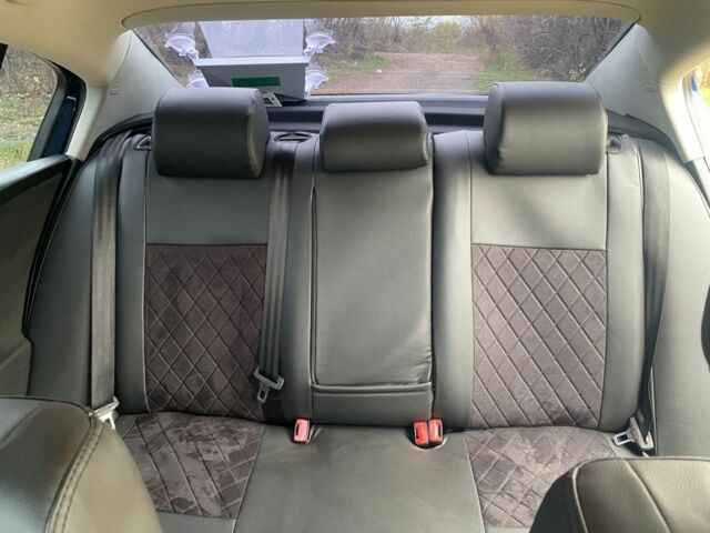 Синій Фольксваген Пассат, об'ємом двигуна 2 л та пробігом 300 тис. км за 4500 $, фото 3 на Automoto.ua