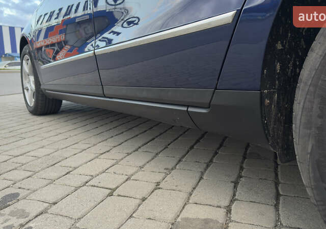 Синий Фольксваген Пассат, объемом двигателя 1.6 л и пробегом 283 тыс. км за 6900 $, фото 8 на Automoto.ua