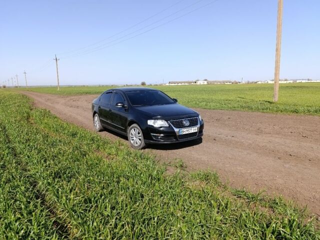 Синий Фольксваген Пассат, объемом двигателя 2 л и пробегом 255 тыс. км за 5000 $, фото 7 на Automoto.ua