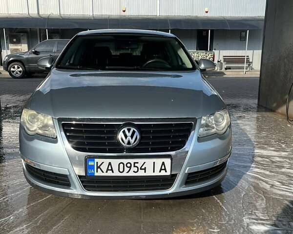 Синий Фольксваген Пассат, объемом двигателя 1.98 л и пробегом 241 тыс. км за 5000 $, фото 20 на Automoto.ua