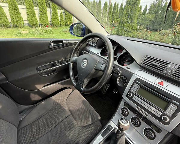 Синій Фольксваген Пассат, об'ємом двигуна 1.97 л та пробігом 340 тис. км за 5650 $, фото 20 на Automoto.ua